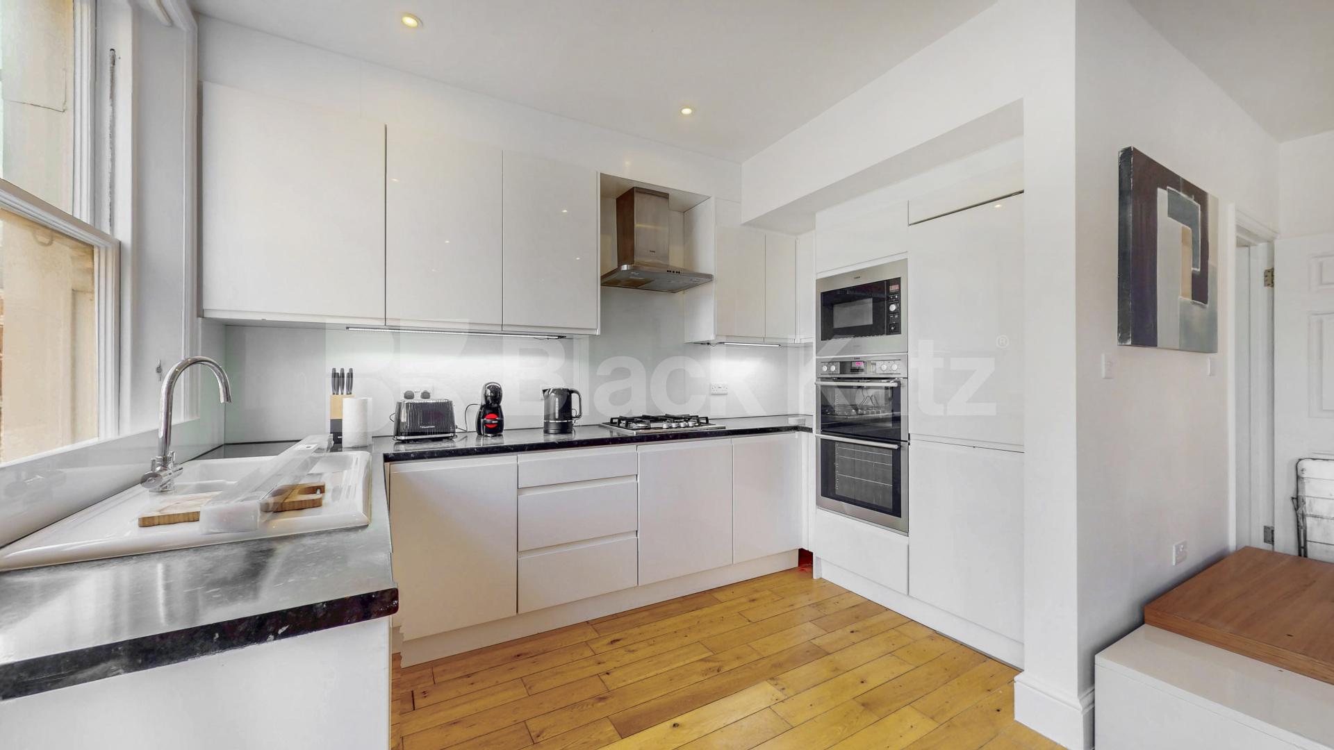 Luxurious Three-Bedroom Marylebone Residence on Prestigious Montagu Street Montagu Street, Marylebone